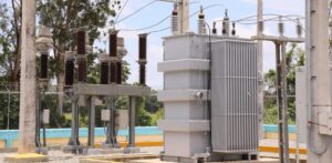Energía eléctrica en el Distrito Nacional y Santiago: los sectores con más cortes de luz