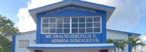Oficial acusado de agredir sexualmente a excadete fue suspendido; el caso está bajo investigación