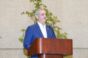 Abinader propone cambios al Código Civil para unificar aplicación de las leyes en el GSD