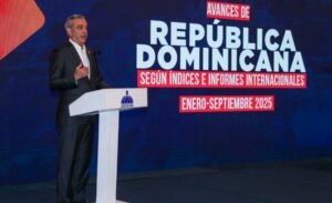 Abinader revela funcionarios saldrán cada día a dar la cara; su gobierno se exige más resultados