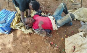 Haitiano da machetazos a su hermano trabajando en Sabana Grande de Boyá