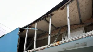 Colapsa parcialmente la fachada del Hospital Dr. Pedro Antonio Céspedes en Constanza
