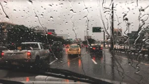 Indomet pronostica aguaceros y tormentas eléctricas esta tarde en varias provincias del país
