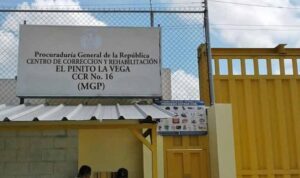 Un interno fue hallado colgado de los barrotes de la celda donde cumplía prisión en el CCR