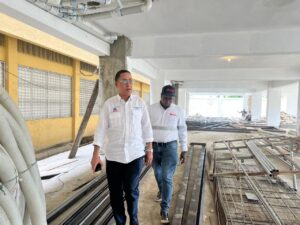 Gobierno dispone acelerar terminación y rehabilitación de 70 obras escolares en Santo Domingo Este a través del Plan “Aulas 24/7”