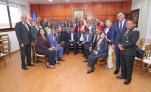 Diputados se reúnen con merengueros y bachateros para impulsar ley que protegerá ritmos nacionales