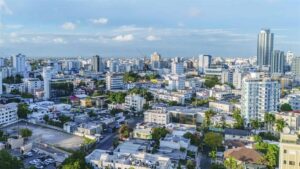 Economía dominicana solo creció un 0.2 % en octubre por tormenta Melissa