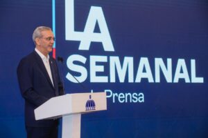 Abinader confirma renuncia de dos abogados del equipo de Recuperación de Patrimonio Público; uno defenderá a imputado por desfalco en Senasa