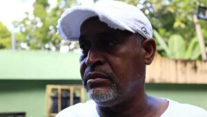 Joven ultimado por un policía en San Cristóbal no participaba en huelga, según testigos