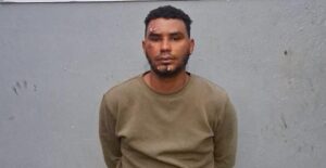 PN atrapa hombre acusado de acuchillar a su pareja en provincia Valverde