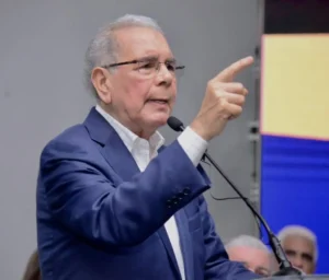 Danilo Medina: Gobierno del presidente Luis Abinader es sumamente lento en realización de obras