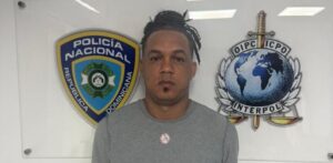 Arrestan en Punta Cana a dominicano requerido por homicidio en Chile