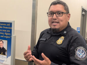 Oficiales CBP en Florida: vemos “mucha pornografía de niños” generada con inteligencia artificial