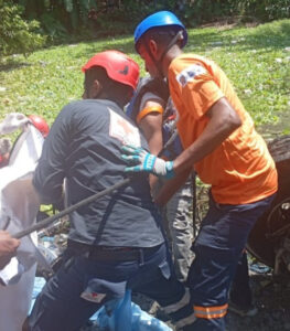 Dos adultos y un menor de edad son los fallecidos en accidente de un camión en la 6 de Noviembre