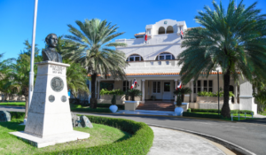 Abinader dispone que ingresos de los consulados pasen al Estado para optimizar recursos públicos