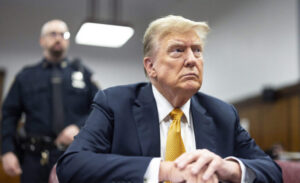 Trump advierte que eliminará buques iraníes que violen bloqueo en el estrecho de Ormuz