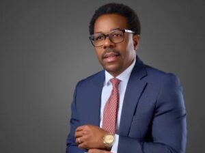 Rafael Linares inicia proceso de recolección de firmas para movimiento político