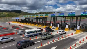 Más de 891 mil vehículos circularon por peajes en tres días del asueto Semana Santa 2026