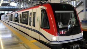 Metro restablece servicios tras inspecciones por sismo en RD