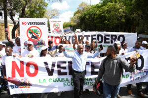 Organizaciones piden a Abinader adoptar la medida de San Juan en La Cuaba contra vertedero