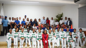 Inefi inicia histórica gira nacional de entrega de utilería deportiva