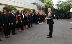 Abinader asciende a más de 600 agentes antinarcóticos