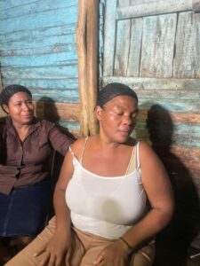 «Ella me decía que él la trataba bien, pero me la mató», dice madre de adolescente ultimada