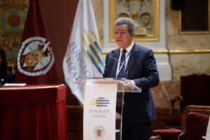 Leonel Fernández defiende a Trump: Cualquier país tiene derecho soberano a deportar