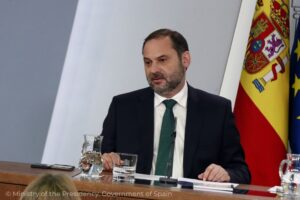 Condenan al exministro de Transporte español José Luis Ábalos a 24 años de cárcel
