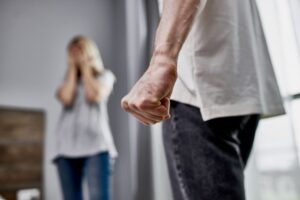Violencia de género: estos son los números de emergencia y apoyo disponibles en el país