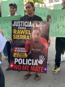 Familiares de joven con autismo muerto a manos presuntamente de un policía piden justicia
