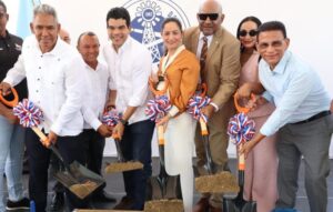 Wellington Arnaud da primer palazo para la construcción del acueducto Damajagua-Maizal, provincia Valverde