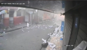Reportan varios heridos tras explosión en negocio de comida en Los Guaricanos