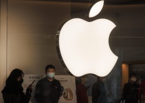Apple acusa a OpenAI de robar secretos y esta tacha la demanda de «agresiva y personal»