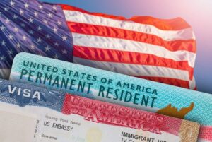 Fianza requerida a los dominicanos solicitantes de residencia a EE. UU. será de US$100,000 en adelante