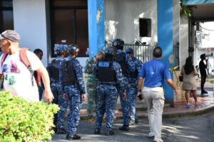 Intervienen de forma sorpresiva el Hospital Salvador B. Gautier por temor a un colapso