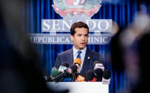 Omar Fernández rechaza enseñanza de creole en las escuelas dominicanas