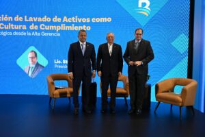 Aguilera plantea que cumplimiento y negocio deben avanzar juntos en el sistema financiero