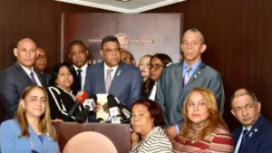 PLD pide interpelar a administradores de Edes por apagones y alzas en facturas