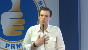 Juan Garrigó responde a críticas por sus vínculos familiares en la política
