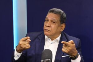 Rubén Maldonado acusa al Banco Central de “acomodar cifras” y defiende manejo durante gobiernos de Leonel