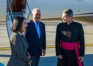 Abinader aborda conflictos regionales y delincuencia organizada en el Vaticano