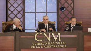 Abinader considera insultante el término «doméstica»