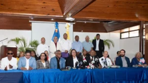 Colegio Médico ratifica paro nacional de 24 horas para este martes